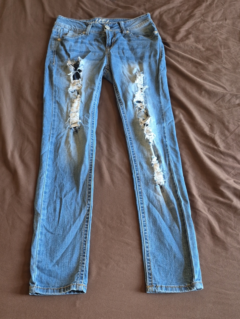 Wallflowers Size 3 Women's Distressed Light Blue Jeans - Casual Slim Fit